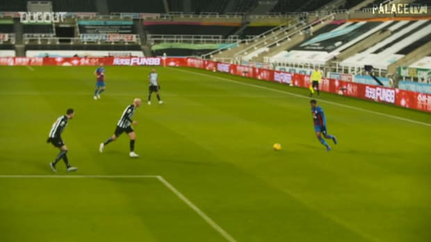 Pitchside: Jaïro Riedewald's rocket vs Newcastle